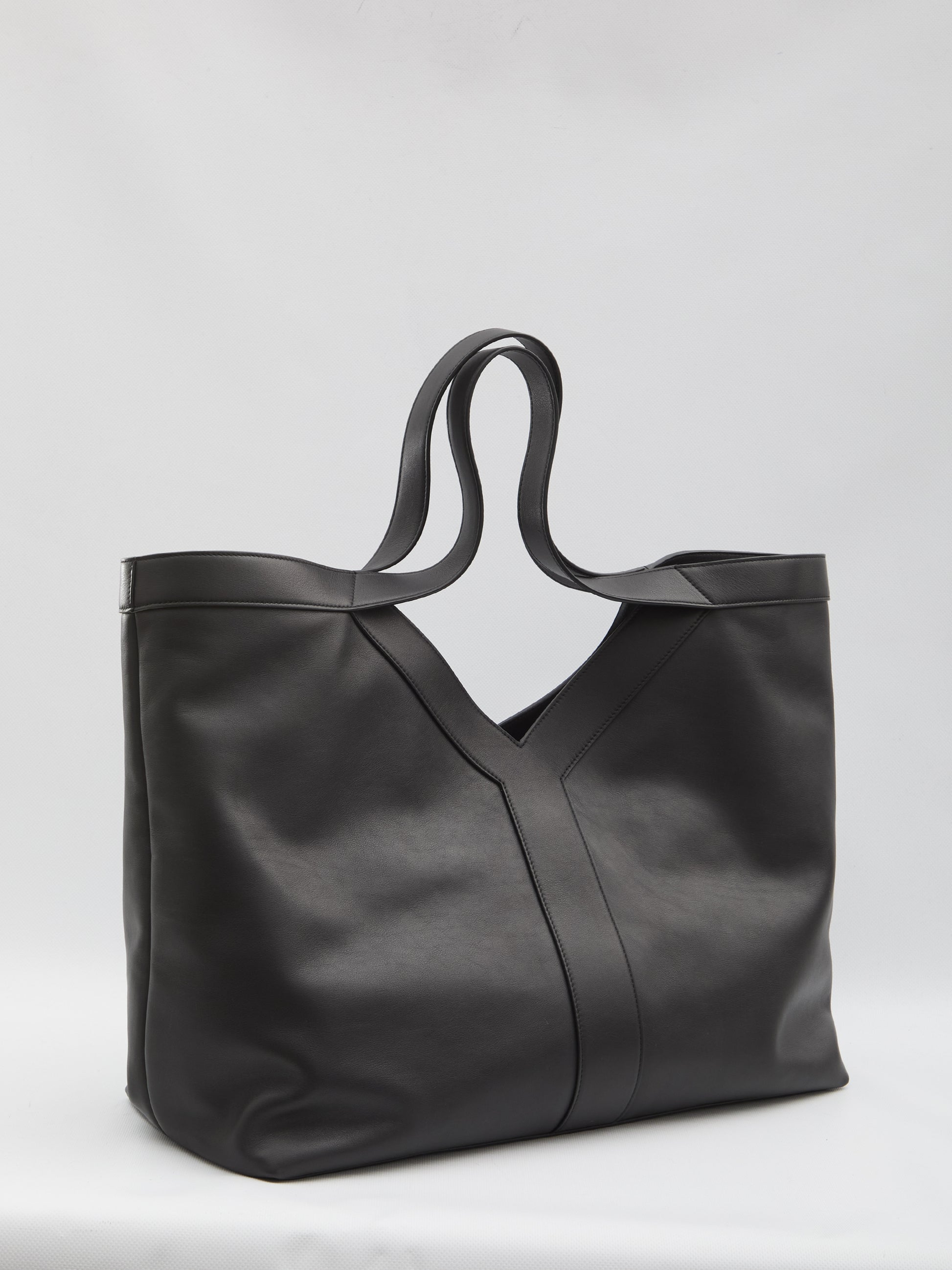 Large Y Tote in leather