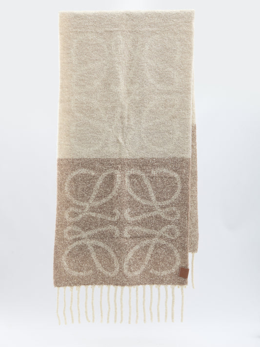 Anagram scarf in alpaca and wool