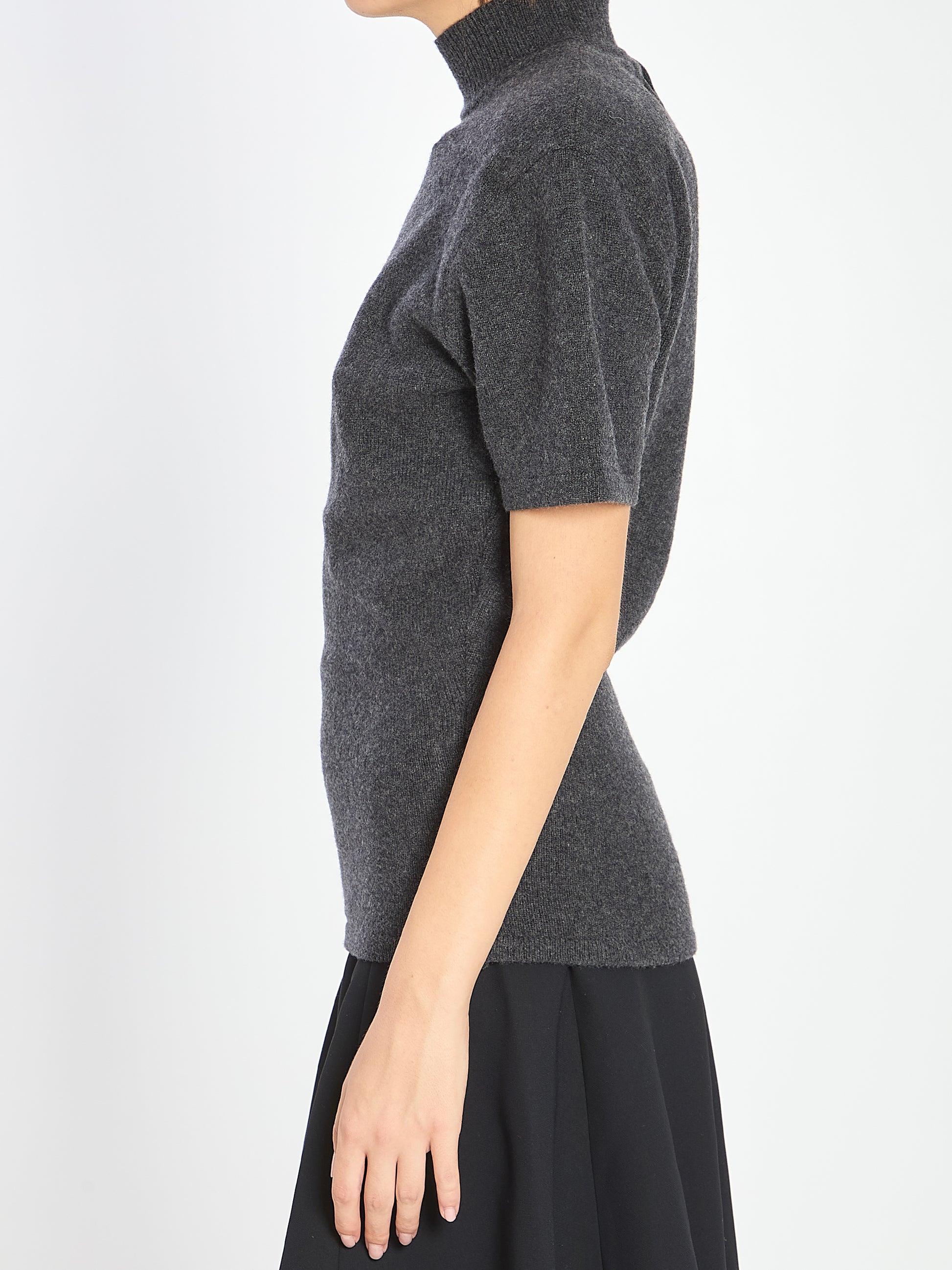 Wool and cashmere sweater