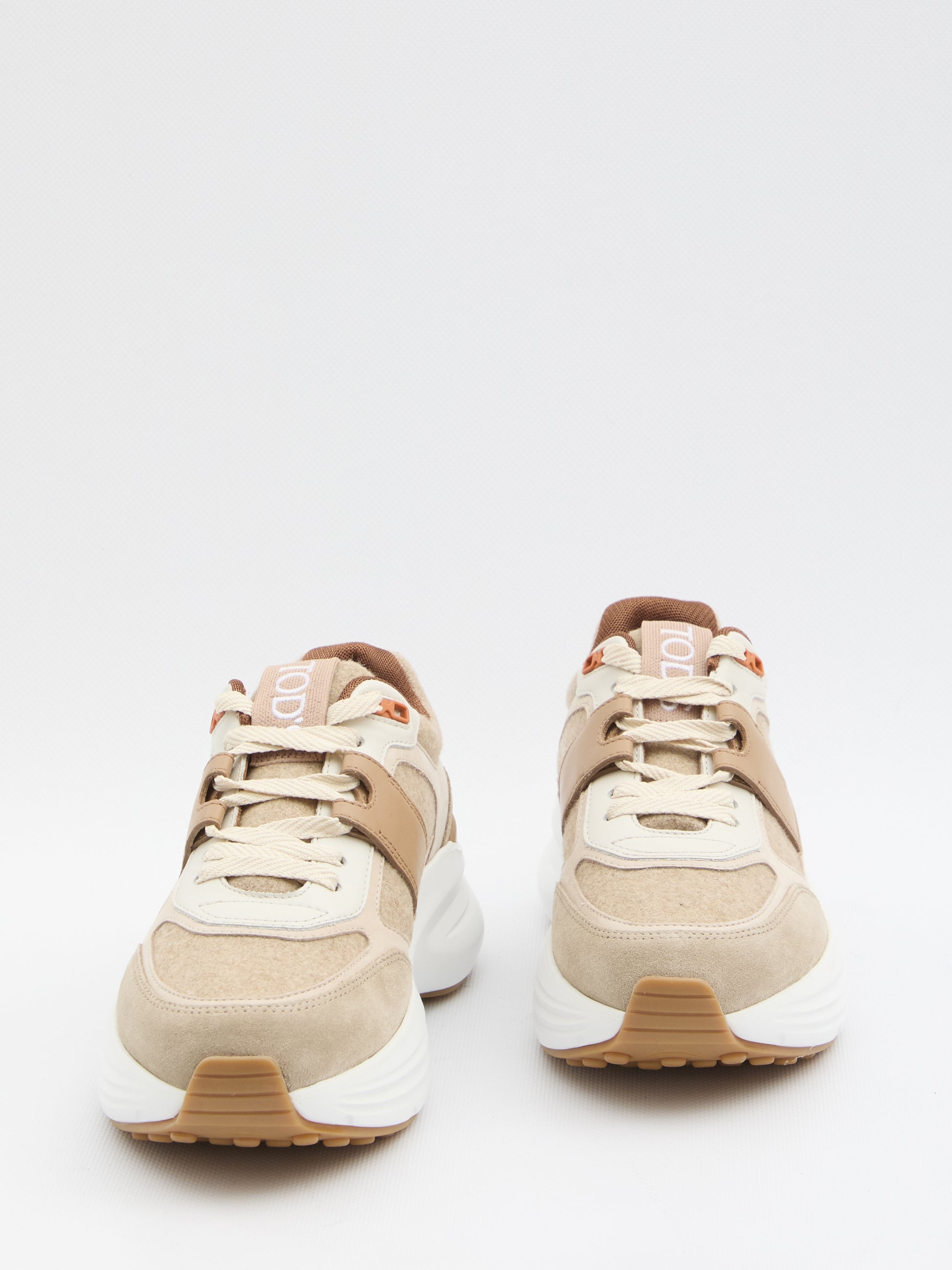 Sneakers in fabric and suede leather