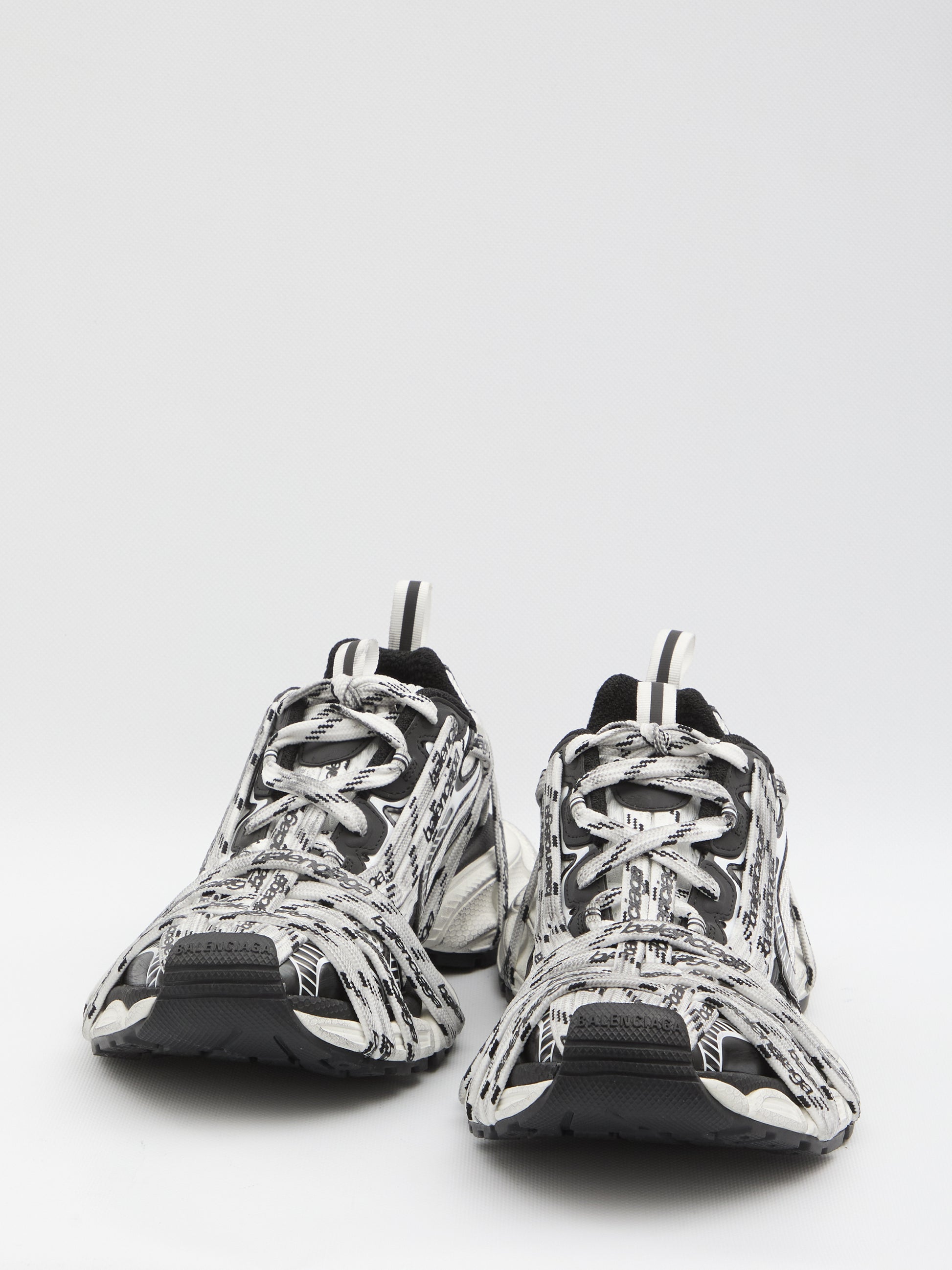 3XL Extreme Laces sneakers