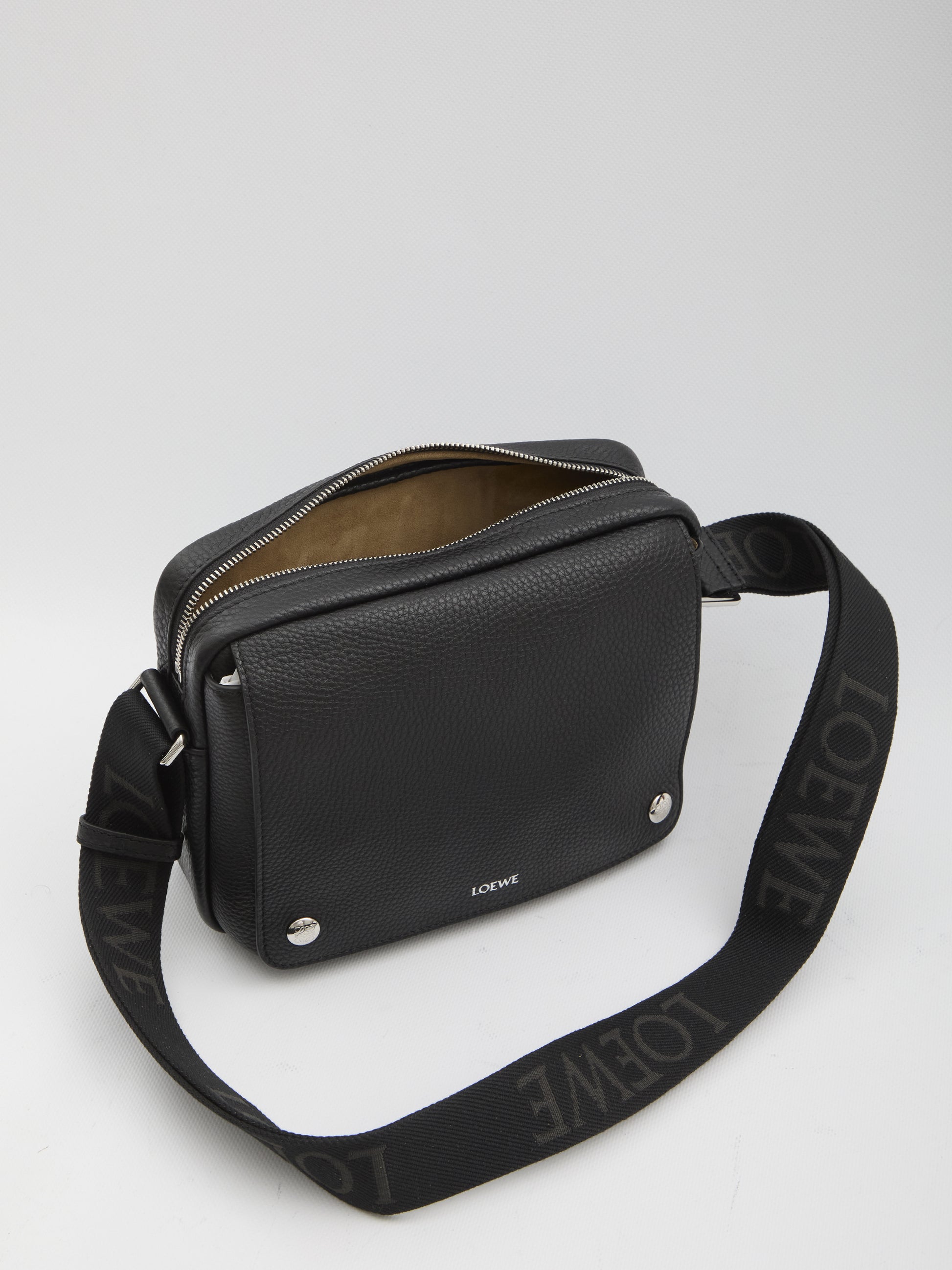 Pebble Messenger bag
