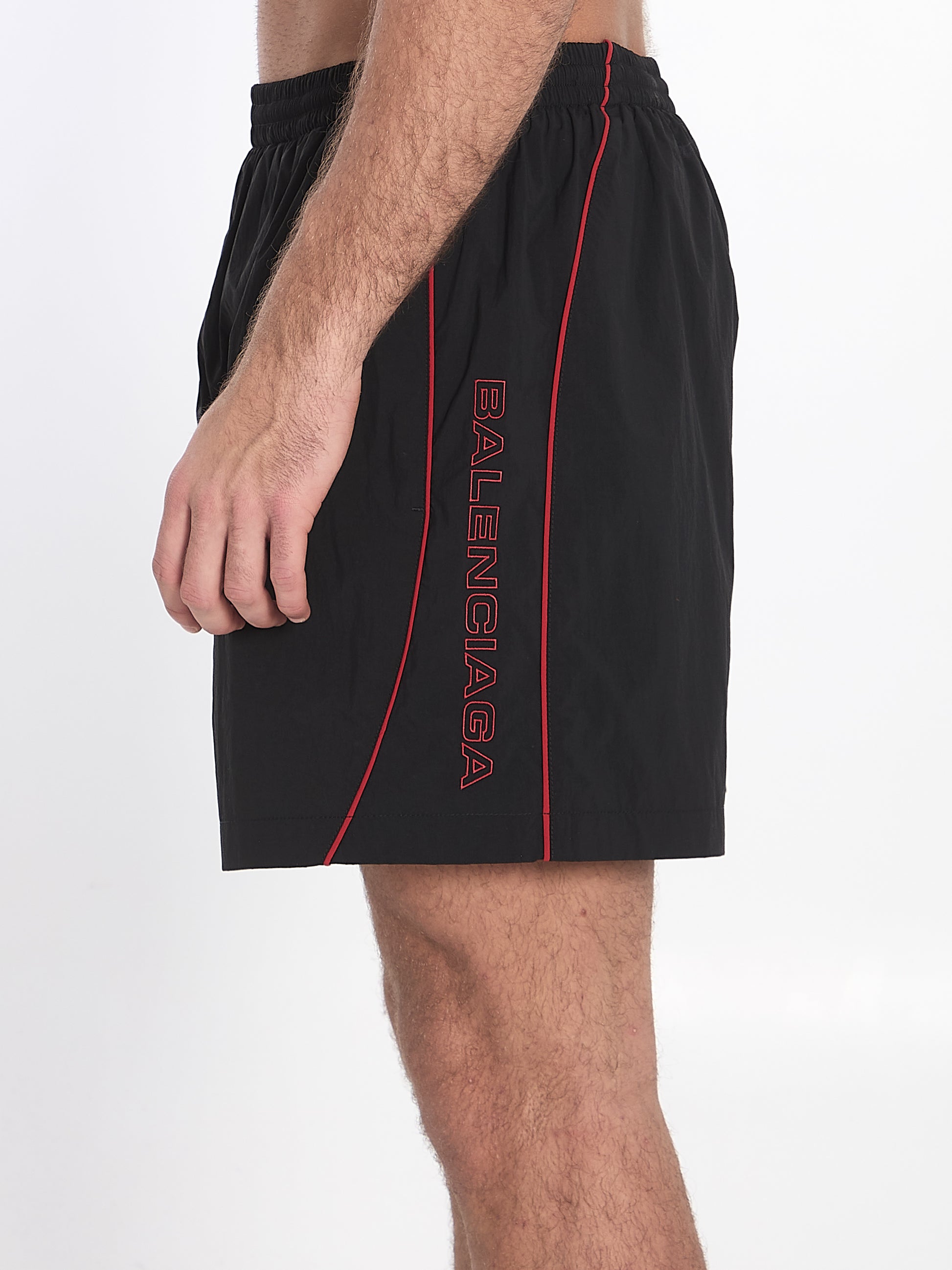 Bermuda shorts with red logo