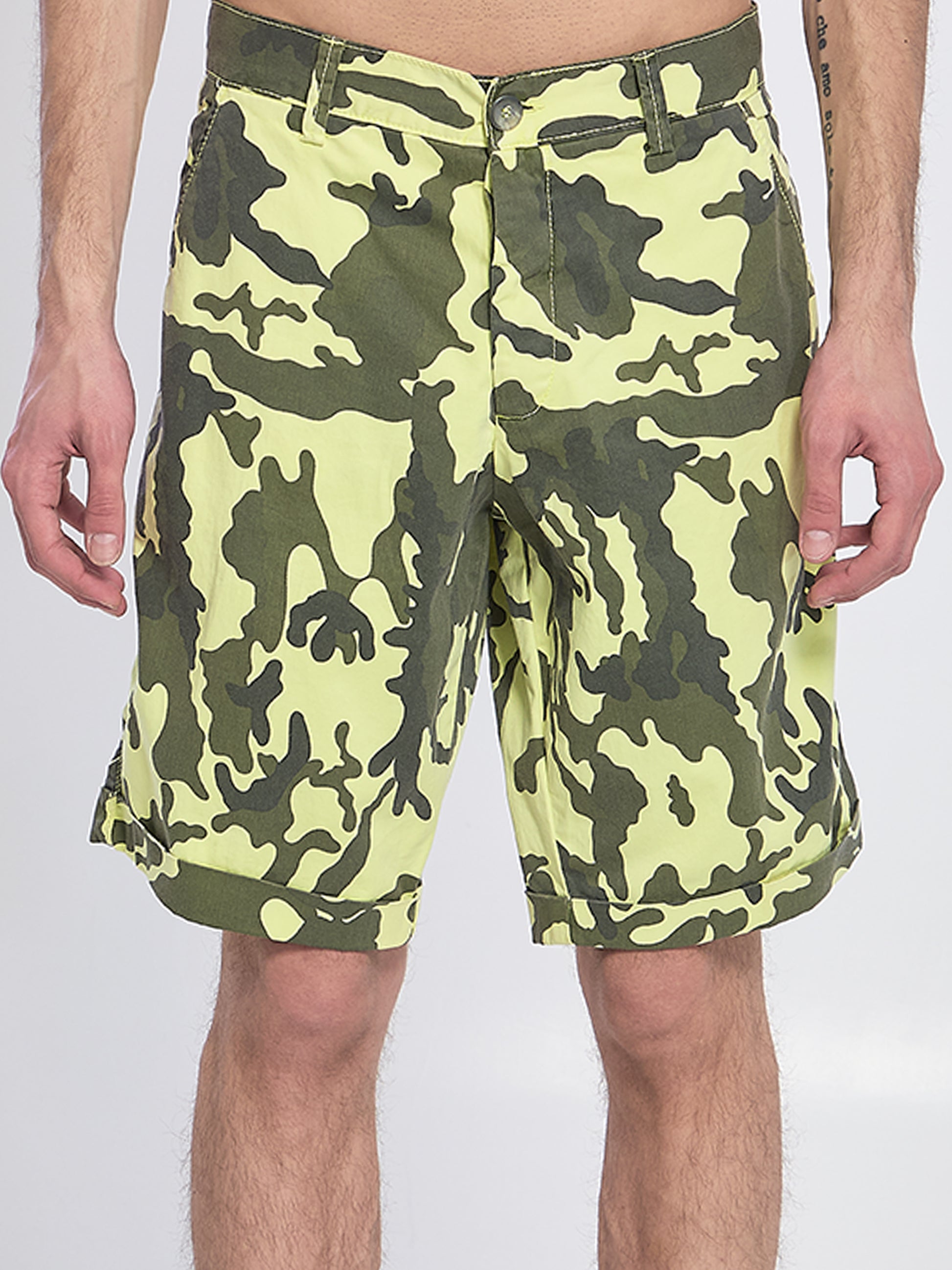 Camouflage bermuda shorts
