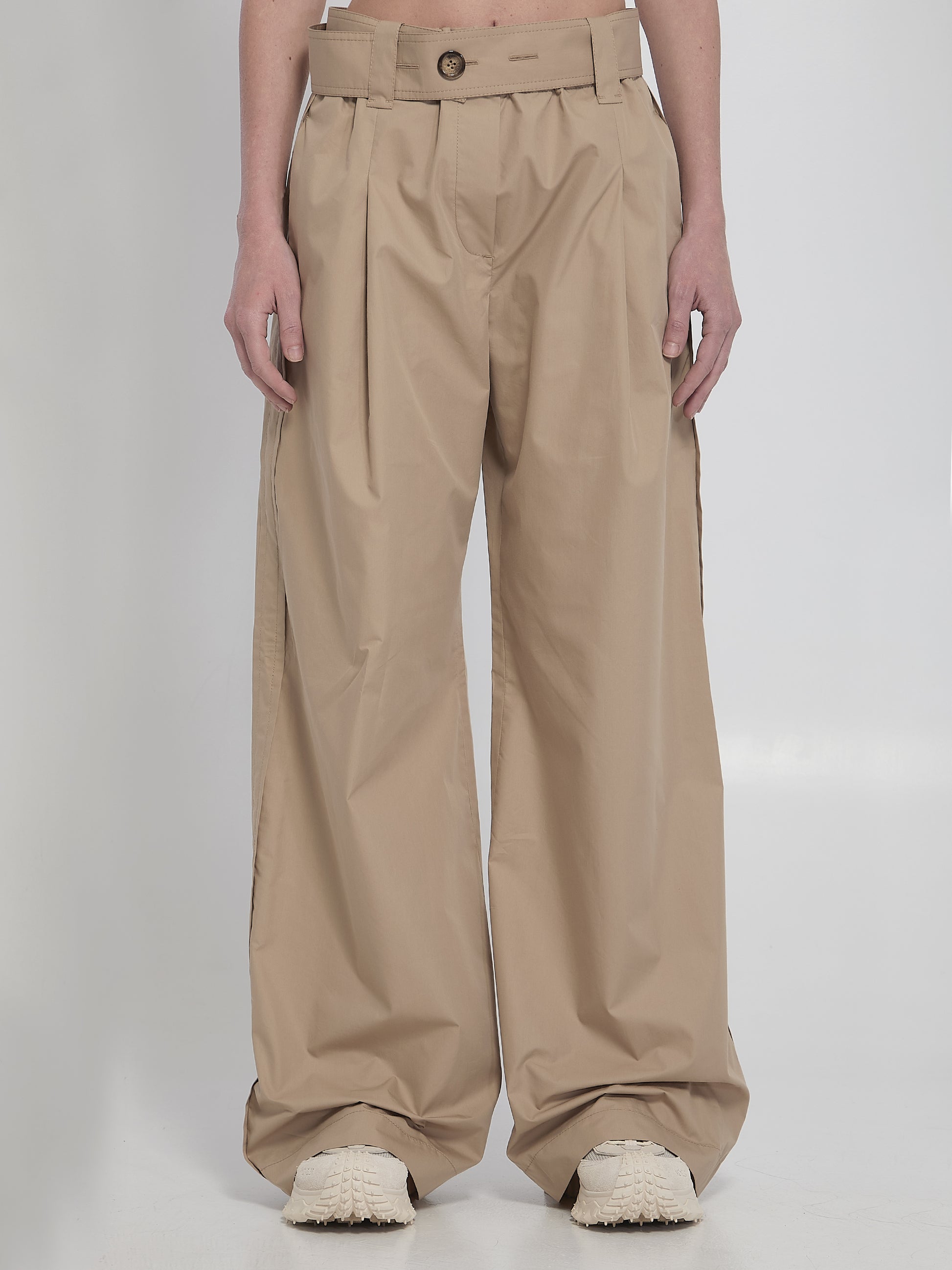 Wide trousers