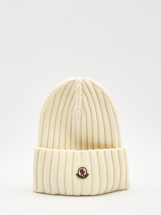 Beanie in virgin wool