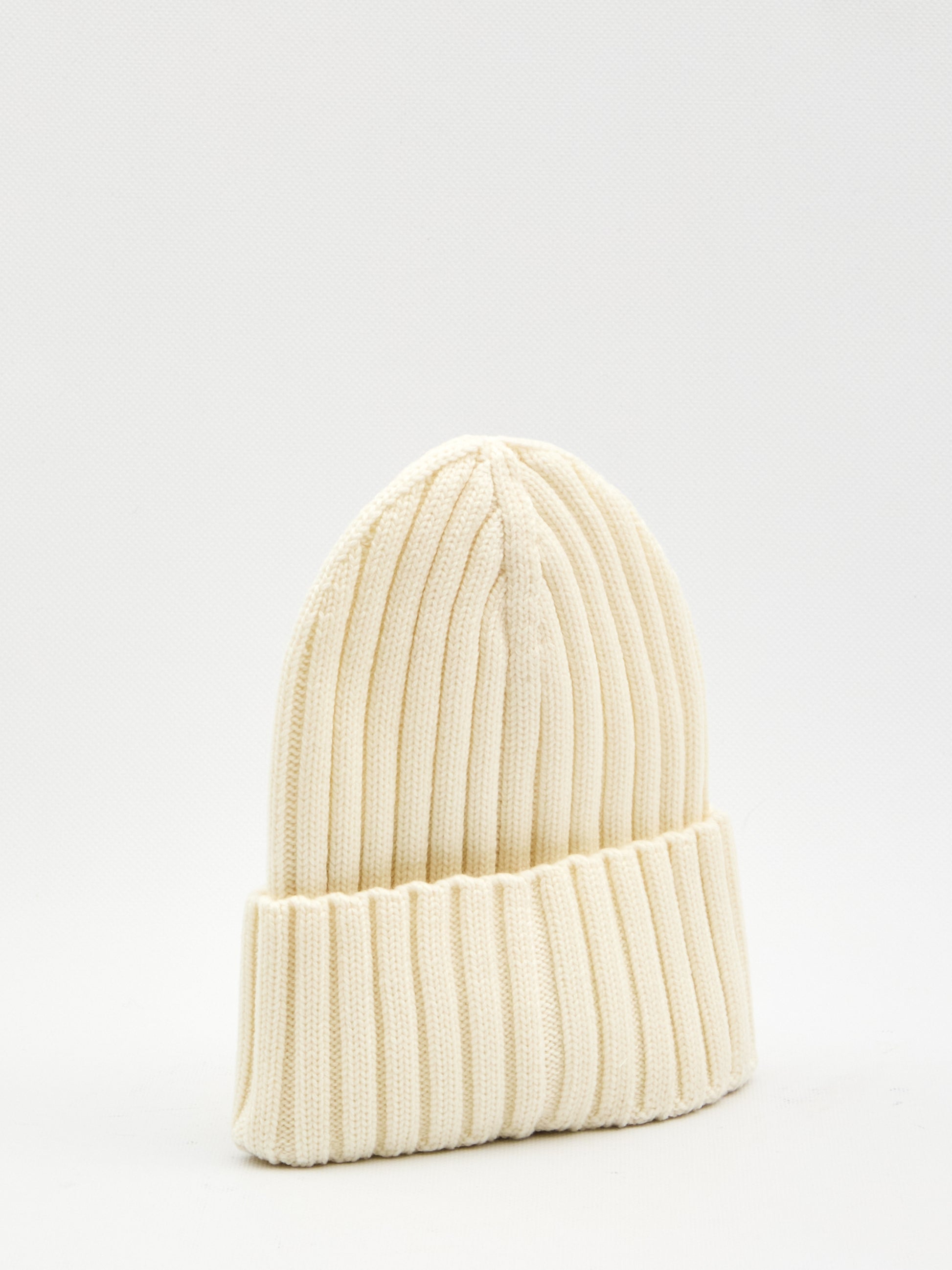 Beanie in virgin wool