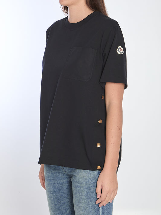 T-shirt with pocket