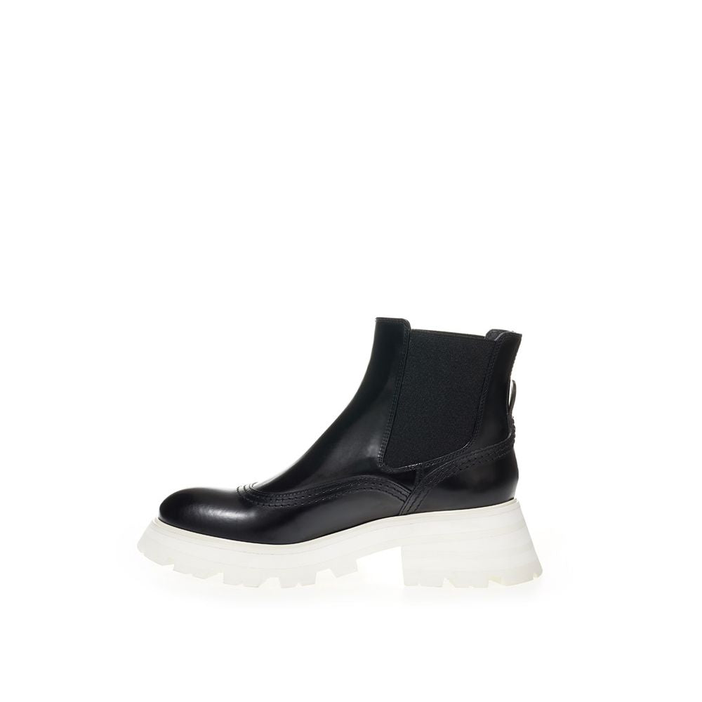 Alexander McQueen Black Leather Chelsea Boots