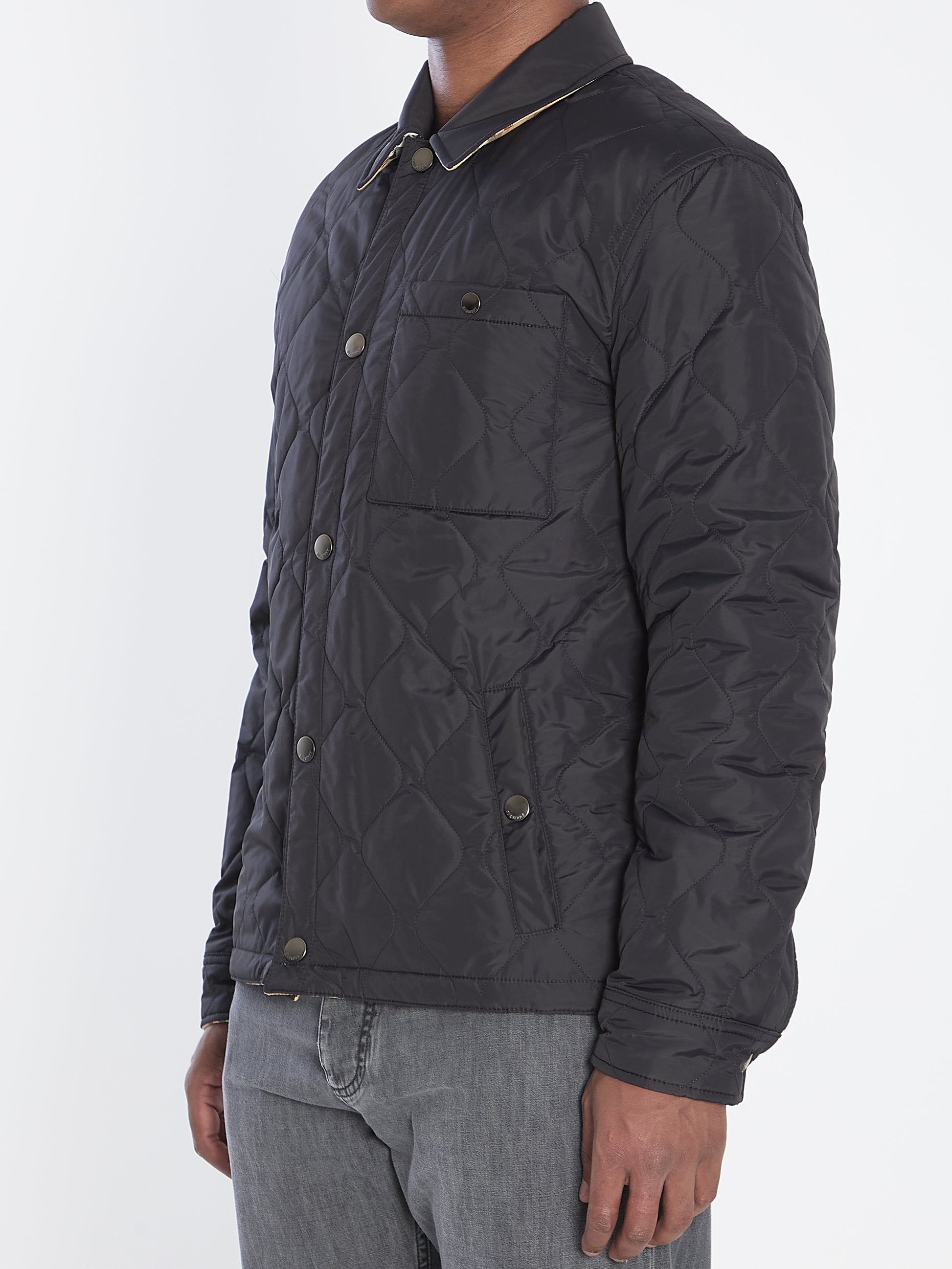 Reversible overshirt in quilted nylon