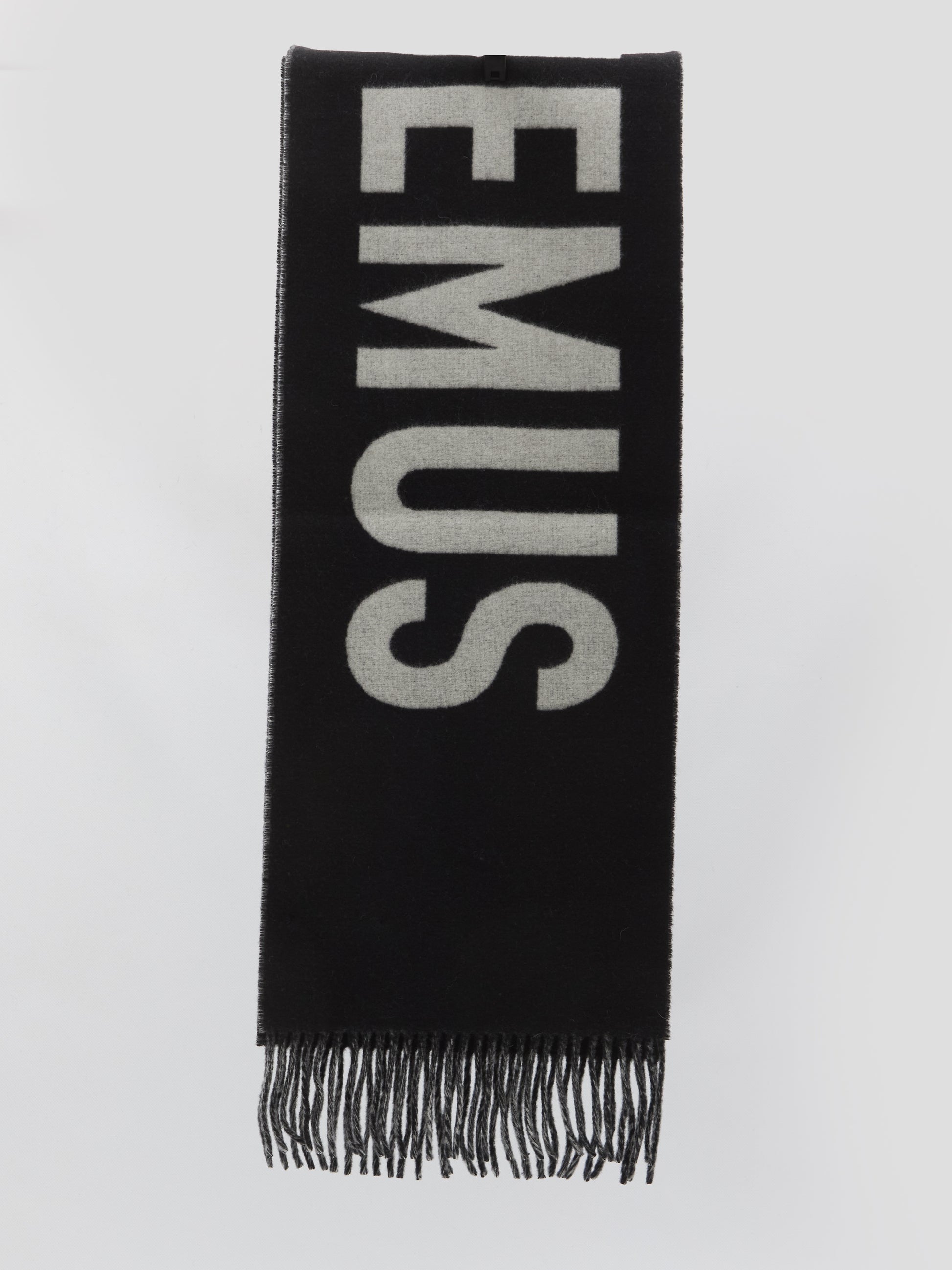 Jacquemus scarf