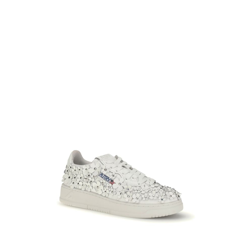 Autry White Calf Leather Bos Taurus Low Top Sneakers