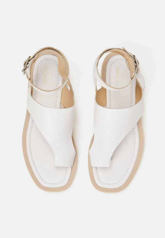 Mangará Atelier White Leather Toe-Ring Sandals – Handmade Women’S Flat Sandals